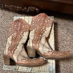 Corral Vintage brown and Cream Western Boots